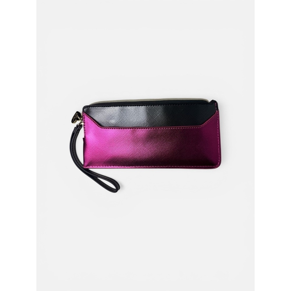 Betsey Johnson Metallic Fuchsia Black Saffiano Wristlet Wallet Heart Zip Pull - Picture 4 of 9